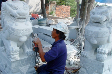Cơ sở điêu khắc tượng đá mỹ nghệ tại Làng Nghề Non Nước Ngũ Hành Sơn