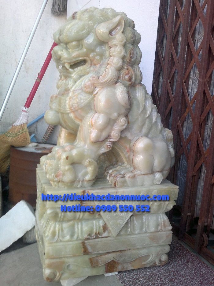 Tượng sư tử đá Ấn Độ