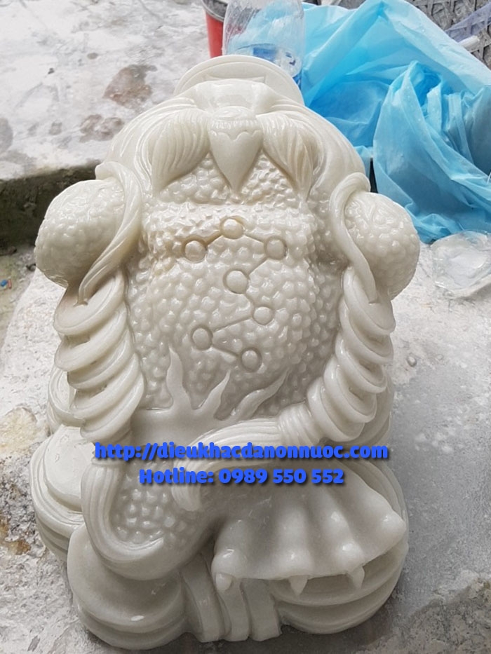 Tượng thiềm thừ bằng đá